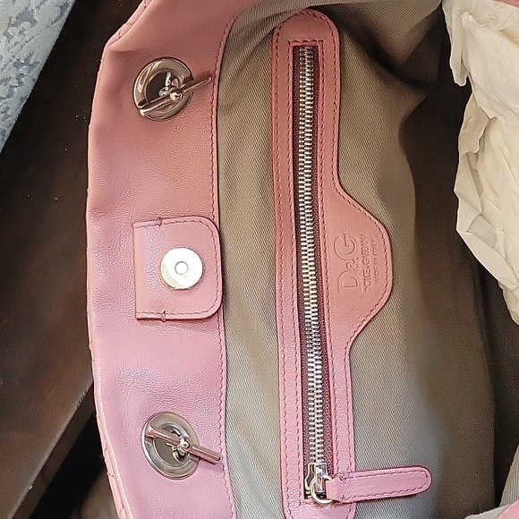 Dolce & Gabbana Quilted Leather Chain Bag - Picture 7 of 13